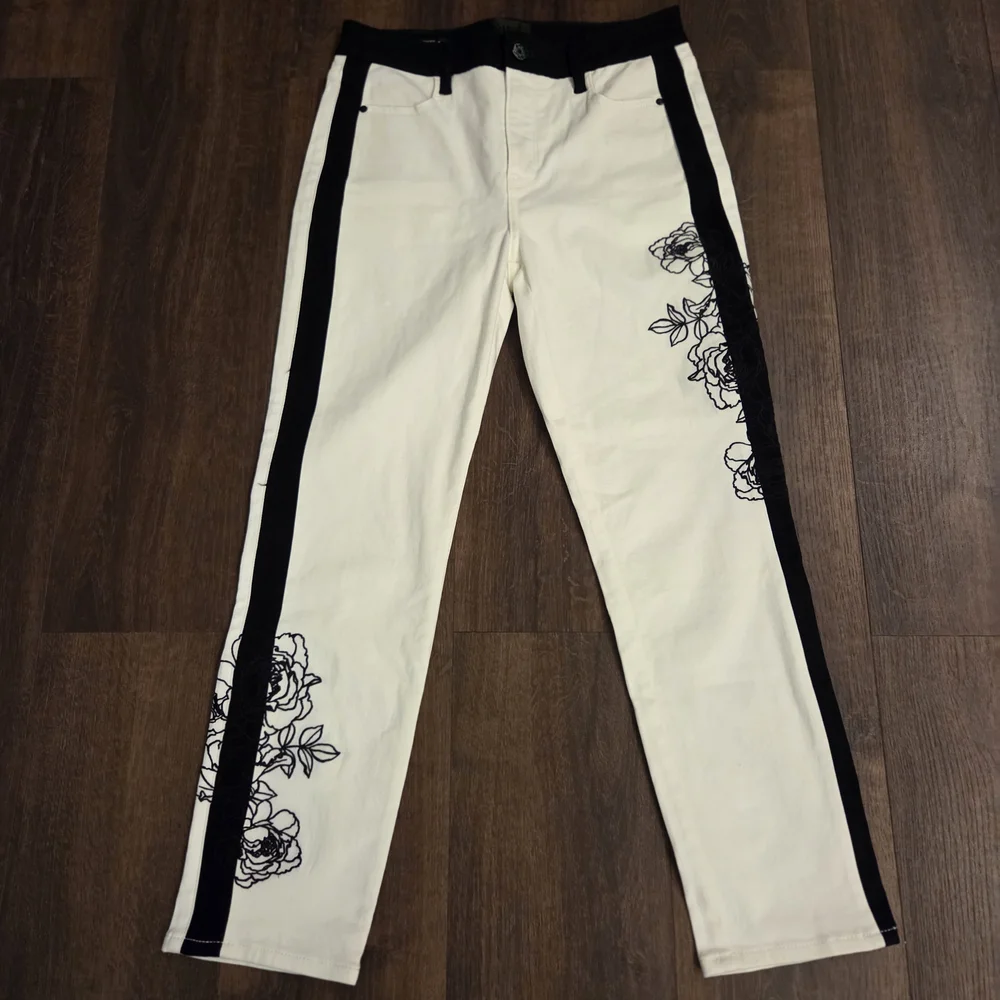NWT White House Black Market White and Black Pants - Picture 3 of 7